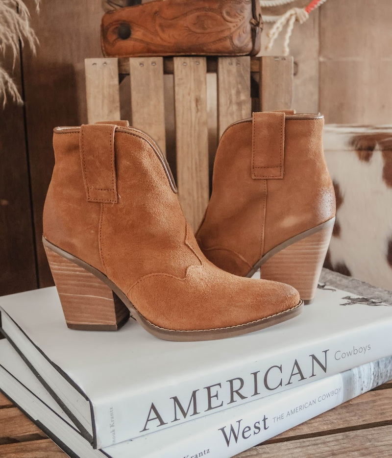 THE FLANNIE LEATHER BOOTIE