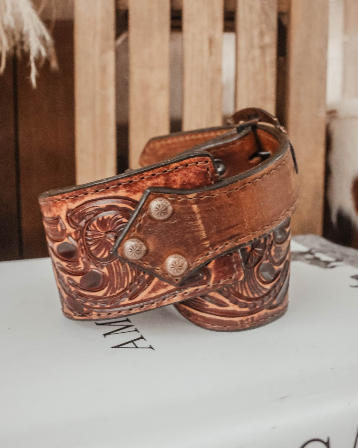 DOUBLE J SADDLERY VINTAGE COGNAC TOOLED BELT