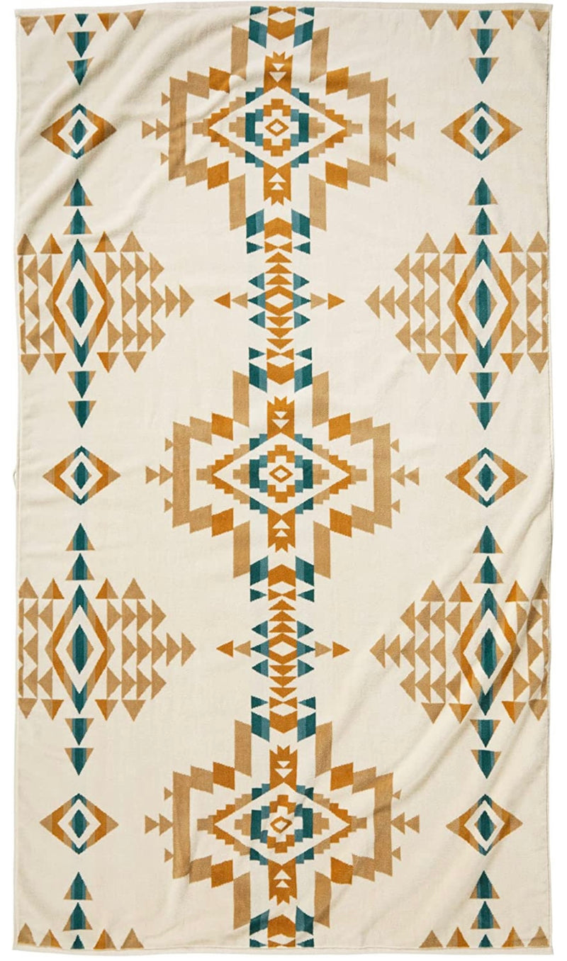 PENDLETON OVERSIZED JACQUARD SPA TOWEL